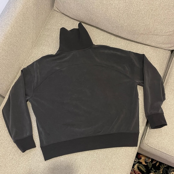 Lululemon Softstreme Turtleneck Pullover - Picture 4 of 9